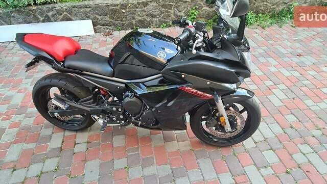 Ямаха FZ6 Fazer, объемом двигателя 0 л и пробегом 23 тыс. км за 4900 $, фото 1 на Automoto.ua