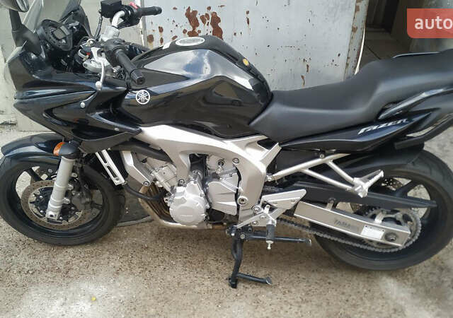 Черный Ямаха FZ6 N, объемом двигателя 0.6 л и пробегом 24 тыс. км за 4900 $, фото 1 на Automoto.ua