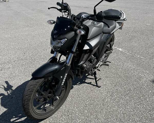 Чорний Ямаха FZ 25, об'ємом двигуна 0 л та пробігом 2 тис. км за 3200 $, фото 1 на Automoto.ua