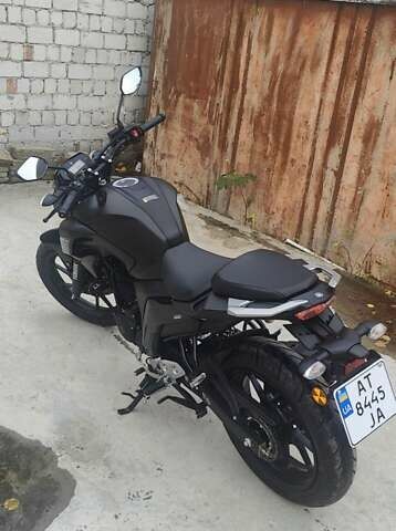Черный Ямаха FZ 25, объемом двигателя 0.25 л и пробегом 1 тыс. км за 3600 $, фото 1 на Automoto.ua