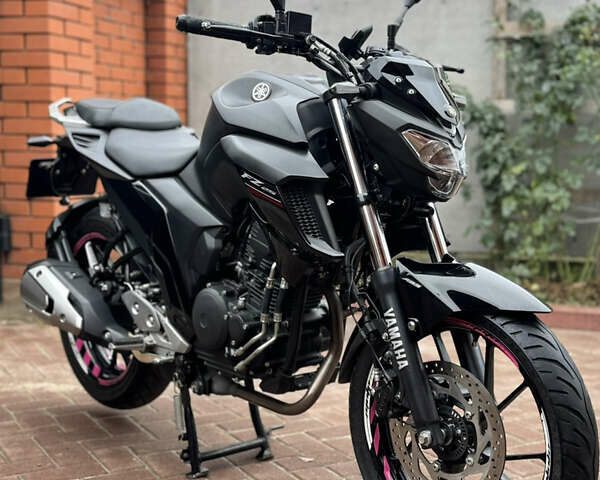 Ямаха FZ 25, объемом двигателя 0 л и пробегом 6 тыс. км за 3000 $, фото 1 на Automoto.ua