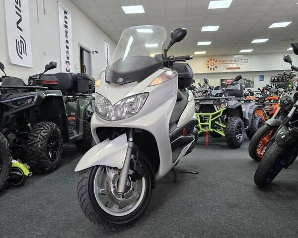 Білий Ямаха Majesty 250, об'ємом двигуна 0 л та пробігом 23 тис. км за 2200 $, фото 1 на Automoto.ua