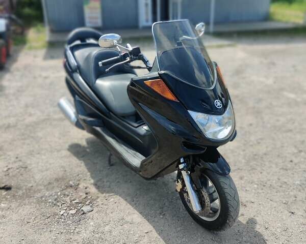 Черный Ямаха Majesty 250, объемом двигателя 0.25 л и пробегом 35 тыс. км за 1600 $, фото 1 на Automoto.ua