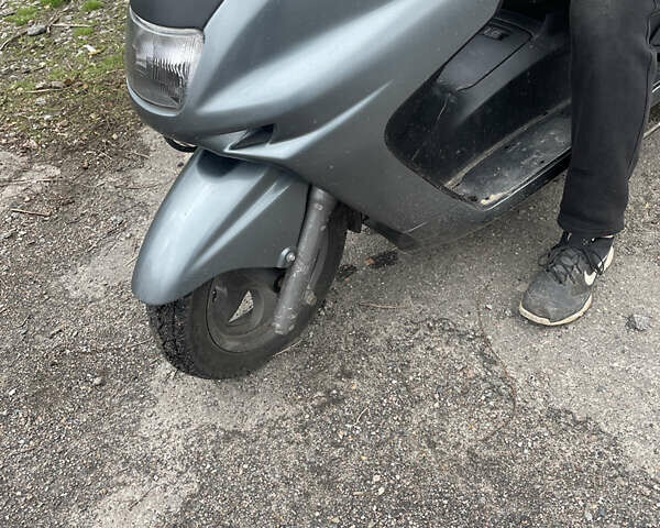 Ямаха Majesty 250, объемом двигателя 0.25 л и пробегом 21 тыс. км за 1350 $, фото 1 на Automoto.ua
