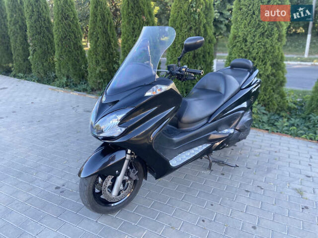 Черный Ямаха Majesty 400, объемом двигателя 0.4 л и пробегом 21 тыс. км за 2999 $, фото 1 на Automoto.ua