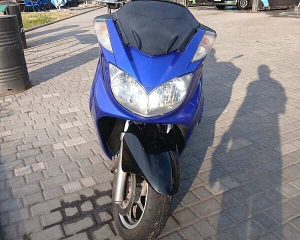 Синий Ямаха Majesty 400, объемом двигателя 0.4 л и пробегом 23 тыс. км за 2250 $, фото 1 на Automoto.ua