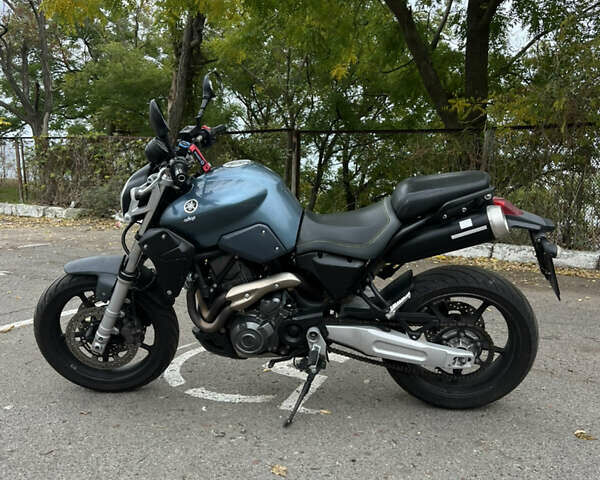 Ямаха MT-03 2006 в Одессе на Automoto.ua Синий Ямаха MT-03, объемом двигателя 0.6 л и пробегом 34 тыс. км за 3800 $, фото 1 на Automoto.ua