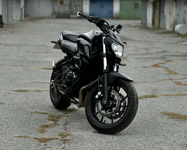 Чорний Ямаха MT-07, об'ємом двигуна 0.69 л та пробігом 7 тис. км за 8500 $, фото 1 на Automoto.ua