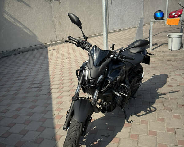 Чорний Ямаха MT-07, об'ємом двигуна 0.69 л та пробігом 9 тис. км за 8700 $, фото 1 на Automoto.ua