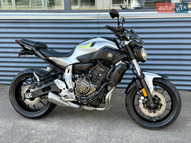 Ямаха MT-07, объемом двигателя 0.69 л и пробегом 20 тыс. км за 6999 $, фото 1 на Automoto.ua