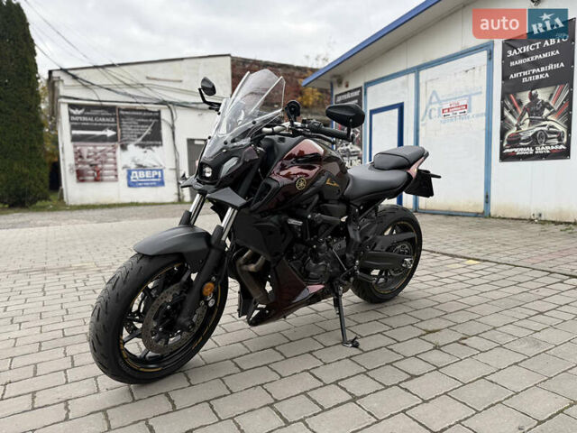 Ямаха MT-07, объемом двигателя 0.7 л и пробегом 10 тыс. км за 8400 $, фото 1 на Automoto.ua