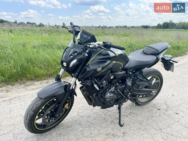 Серый Ямаха MT-07, объемом двигателя 0.69 л и пробегом 4 тыс. км за 7600 $, фото 1 на Automoto.ua