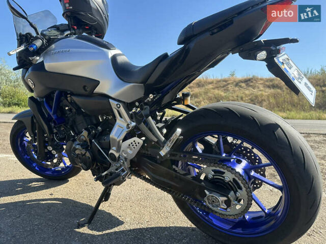 Серый Ямаха MT-07, объемом двигателя 0.69 л и пробегом 24 тыс. км за 6400 $, фото 1 на Automoto.ua