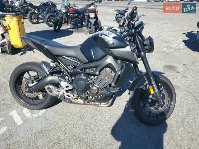 Черный Ямаха MT-09, объемом двигателя 0 л и пробегом 12 тыс. км за 4300 $, фото 1 на Automoto.ua