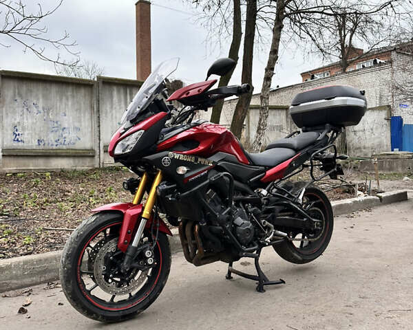 Красный Ямаха MT-09, объемом двигателя 0.9 л и пробегом 59 тыс. км за 7500 $, фото 1 на Automoto.ua