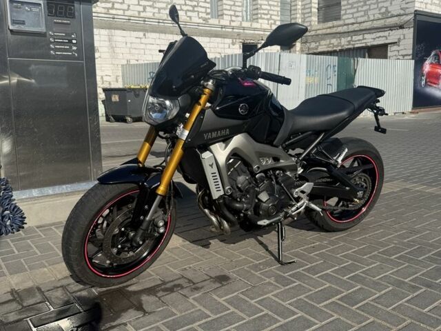Ямаха MT-09, объемом двигателя 0.9 л и пробегом 0 тыс. км за 8400 $, фото 1 на Automoto.ua