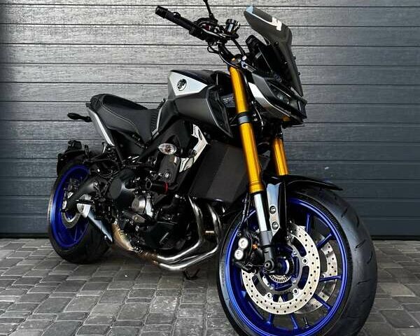 Черный Ямаха MT-09 SP, объемом двигателя 0.85 л и пробегом 15 тыс. км за 10400 $, фото 1 на Automoto.ua
