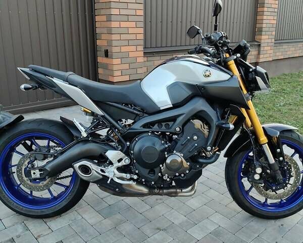 Ямаха MT-09 SP, об'ємом двигуна 0.9 л та пробігом 7 тис. км за 10600 $, фото 1 на Automoto.ua