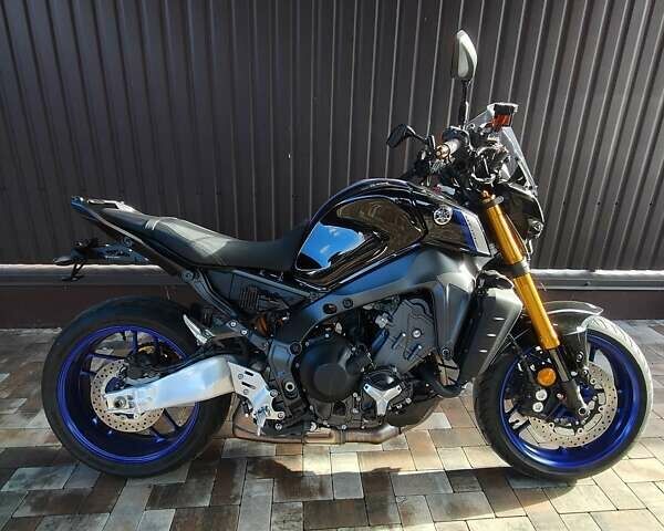 Ямаха MT-09 SP 2023 в Буче на Automoto.ua Ямаха MT-09 SP, объемом двигателя 0.9 л и пробегом 3 тыс. км за 12500 $, фото 1 на Automoto.ua