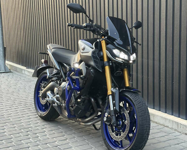 Сірий Ямаха MT-09 SP, об'ємом двигуна 0 л та пробігом 17 тис. км за 11300 $, фото 1 на Automoto.ua