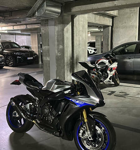 Ямаха R1M, об'ємом двигуна 1 л та пробігом 5 тис. км за 18000 $, фото 1 на Automoto.ua