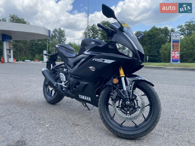 Чорний Ямаха R3, об'ємом двигуна 0 л та пробігом 29 тис. км за 4800 $, фото 1 на Automoto.ua