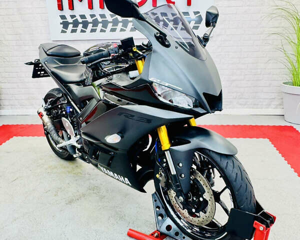 Черный Ямаха R3, объемом двигателя 0.32 л и пробегом 8 тыс. км за 5000 $, фото 1 на Automoto.ua