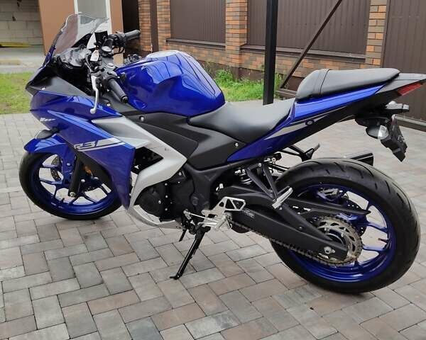 Синий Ямаха R3, объемом двигателя 0.32 л и пробегом 1 тыс. км за 4900 $, фото 1 на Automoto.ua