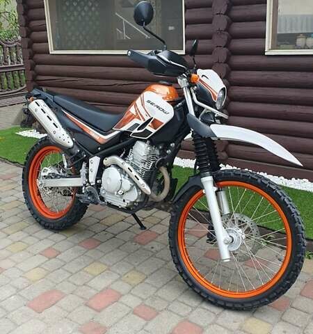 Помаранчевий Ямаха Serow 250, об'ємом двигуна 0.25 л та пробігом 8 тис. км за 5100 $, фото 1 на Automoto.ua