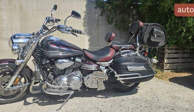 Красный Ямаха Stratoliner XV1900, объемом двигателя 1.9 л и пробегом 55 тыс. км за 9000 $, фото 1 на Automoto.ua