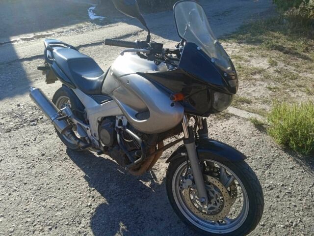 Ямаха TDM 850, объемом двигателя 0.85 л и пробегом 0 тыс. км за 3500 $, фото 1 на Automoto.ua