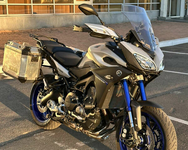 Серый Ямаха Tracer 9, объемом двигателя 0.85 л и пробегом 37 тыс. км за 9600 $, фото 1 на Automoto.ua