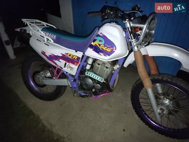 Белый Ямаха TTR 250, объемом двигателя 0.25 л и пробегом 1 тыс. км за 2700 $, фото 1 на Automoto.ua