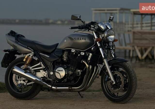 Серый Ямаха XJR 1300, объемом двигателя 0 л и пробегом 30 тыс. км за 5492 $, фото 1 на Automoto.ua