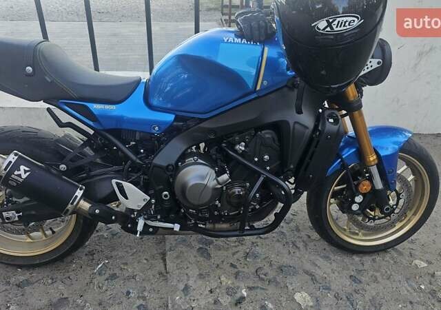 Синий Ямаха XSR 900, объемом двигателя 0.9 л и пробегом 3 тыс. км за 14000 $, фото 1 на Automoto.ua