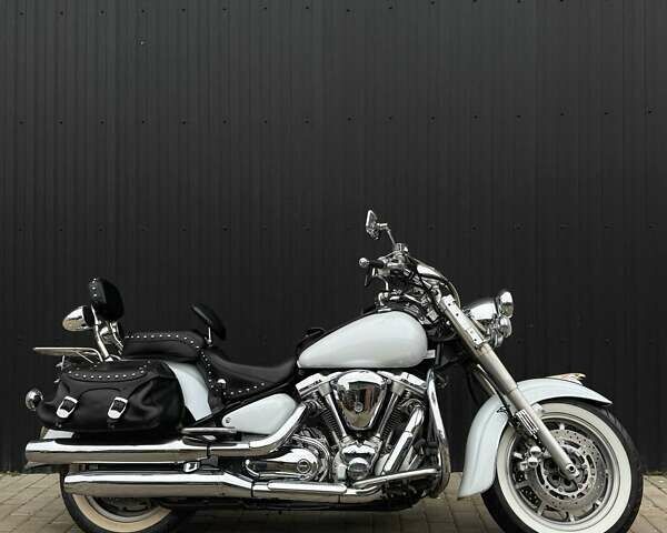 Белый Ямаха XV 1700 Silverado, объемом двигателя 1.7 л и пробегом 40 тыс. км за 7600 $, фото 1 на Automoto.ua