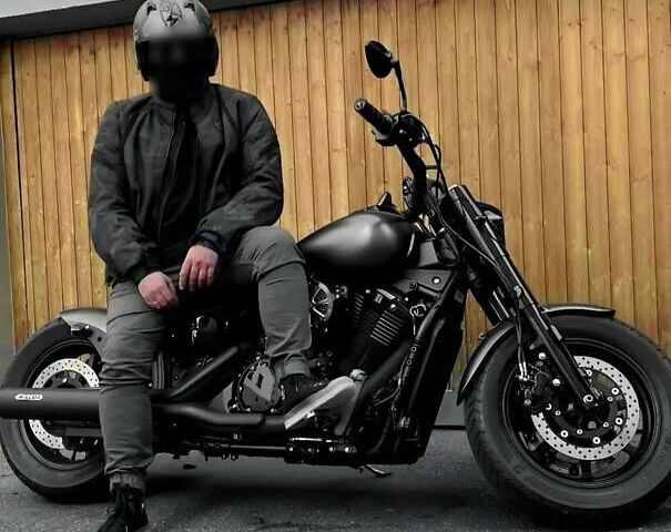 Чорний Ямаха XVS 1300A, об'ємом двигуна 1.3 л та пробігом 20 тис. км за 12600 $, фото 1 на Automoto.ua