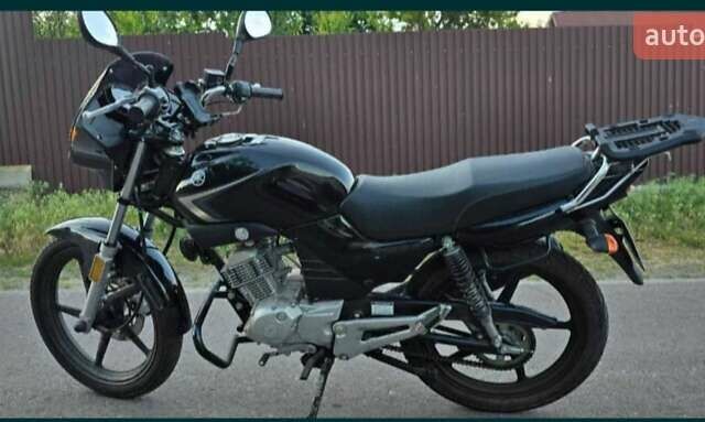 Черный Ямаха YBR125, объемом двигателя 0.12 л и пробегом 7 тыс. км за 1800 $, фото 1 на Automoto.ua