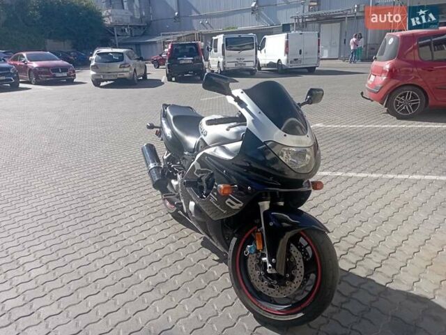 Серый Ямаха YZF 600R Thundercat, объемом двигателя 0.6 л и пробегом 40 тыс. км за 4499 $, фото 1 на Automoto.ua