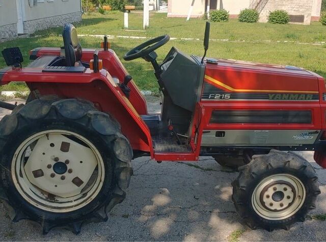 Янмар Другая, объемом двигателя 1.39 л и пробегом 480 тыс. км за 6800 $, фото 1 на Automoto.ua