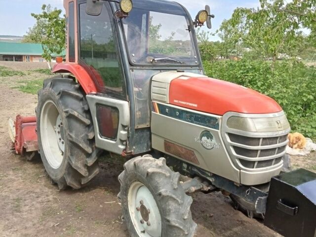 Червоний Янмар RS33, об'ємом двигуна 1.6 л та пробігом 2 тис. км за 10800 $, фото 1 на Automoto.ua