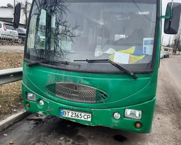 Зелений Юі ЗГТ 6710, об'ємом двигуна 3.9 л та пробігом 200 тис. км за 2000 $, фото 1 на Automoto.ua