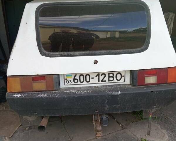 Белый ЗАЗ 1102 Таврия, объемом двигателя 0 л и пробегом 50 тыс. км за 700 $, фото 1 на Automoto.ua