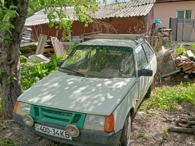 Білий ЗАЗ 1102 Таврія, об'ємом двигуна 1 л та пробігом 4 тис. км за 374 $, фото 1 на Automoto.ua