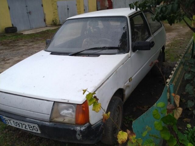 Білий ЗАЗ 1102 Таврія, об'ємом двигуна 1.1 л та пробігом 260 тис. км за 400 $, фото 1 на Automoto.ua