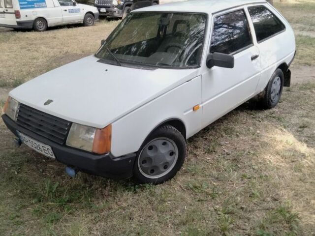 Белый ЗАЗ 1102 Таврия, объемом двигателя 1.1 л и пробегом 394 тыс. км за 716 $, фото 1 на Automoto.ua
