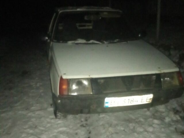 Белый ЗАЗ 1102 Таврия, объемом двигателя 1.1 л и пробегом 70 тыс. км за 555 $, фото 1 на Automoto.ua