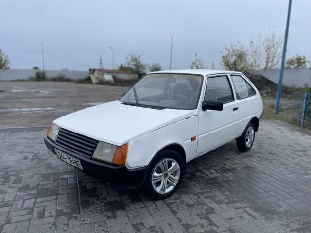 Білий ЗАЗ 1102 Таврія, об'ємом двигуна 1.2 л та пробігом 180 тис. км за 700 $, фото 1 на Automoto.ua