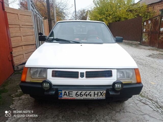 Белый ЗАЗ 1102 Таврия, объемом двигателя 1.1 л и пробегом 110 тыс. км за 850 $, фото 1 на Automoto.ua