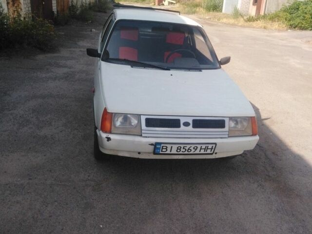 Белый ЗАЗ 1102 Таврия, объемом двигателя 1.1 л и пробегом 43 тыс. км за 650 $, фото 1 на Automoto.ua